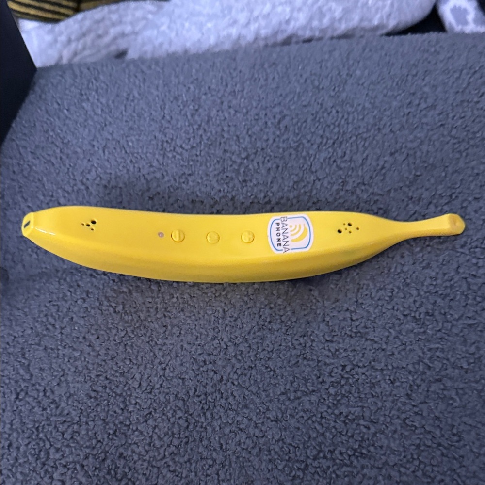 BANANAS Bluetooth Accessory - Picture 8 of 8